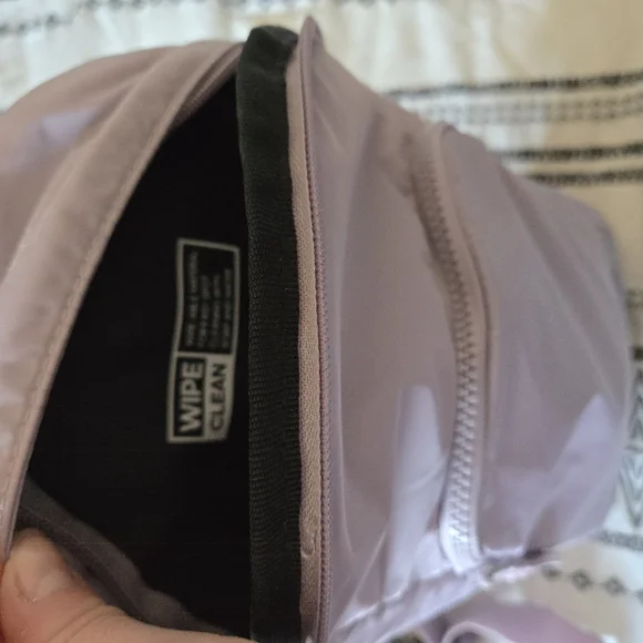 Adidas Crossbody Bag - Picture 5 of 5